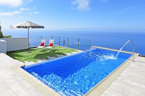 Casa Maryluna — 4-Star Luxury Hotel in Tijarafe, Spain