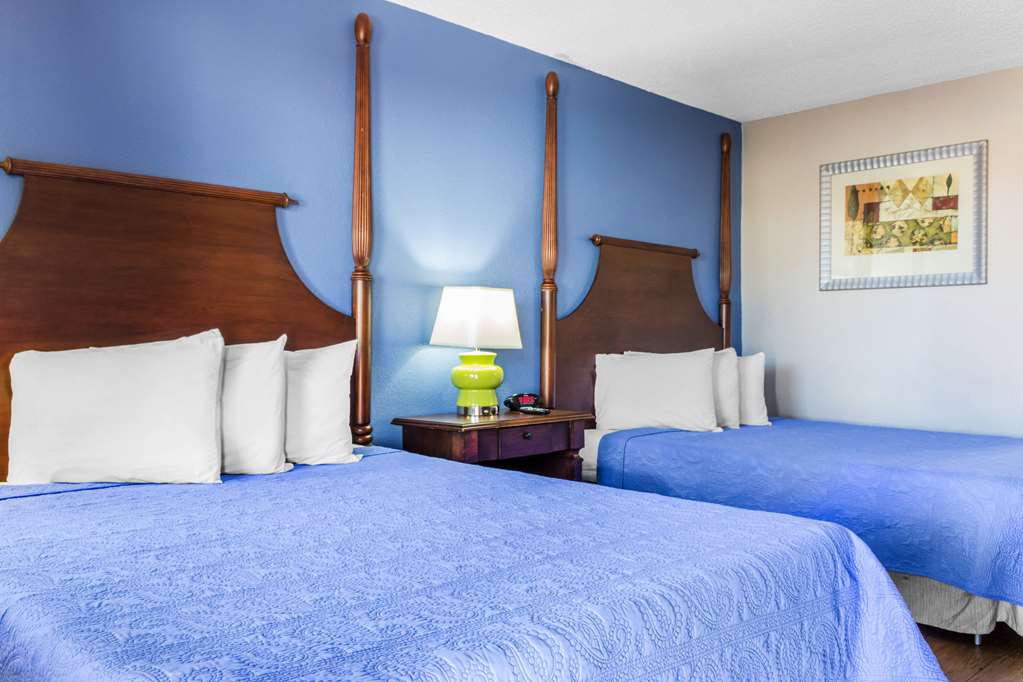 Rodeway Inn near Ft Huachuca - photo 18