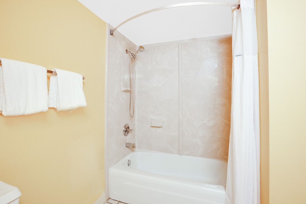 Sunrise Extended Stay - photo 17