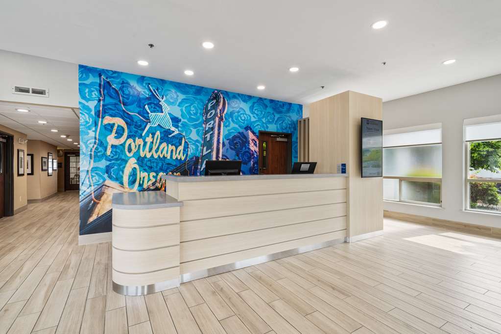 Best Western Lake Oswego Portland Hotel & Suites - photo 4