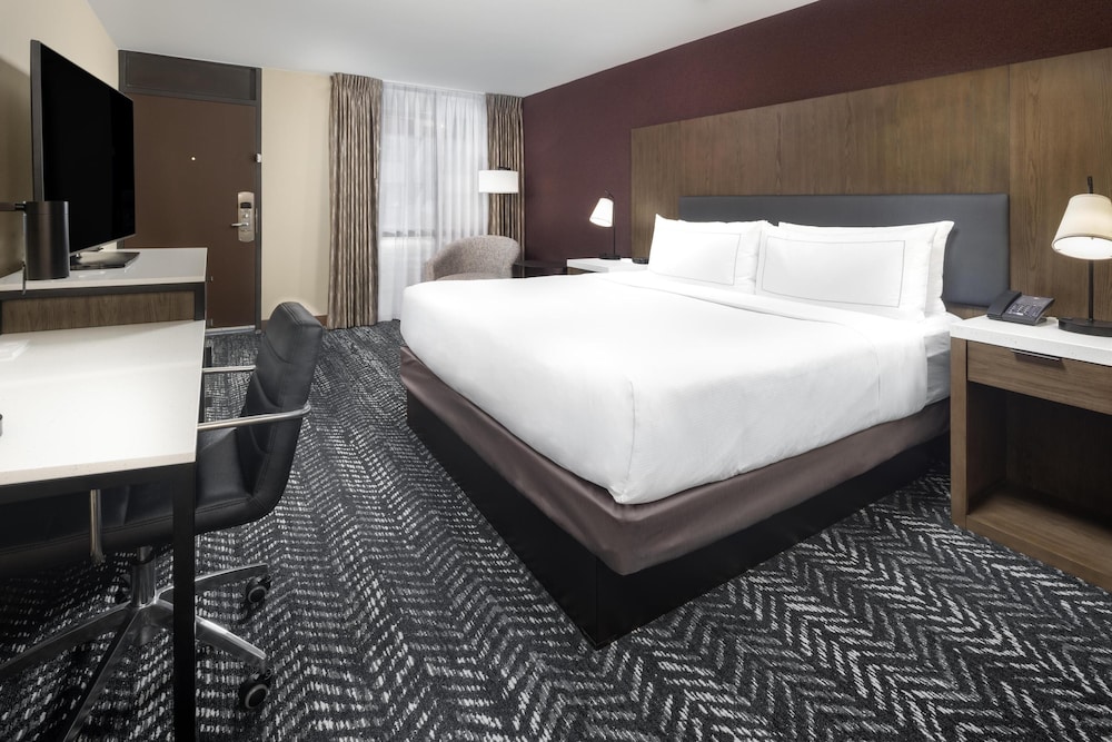 DoubleTree by Hilton Manhattan KS - photo 12