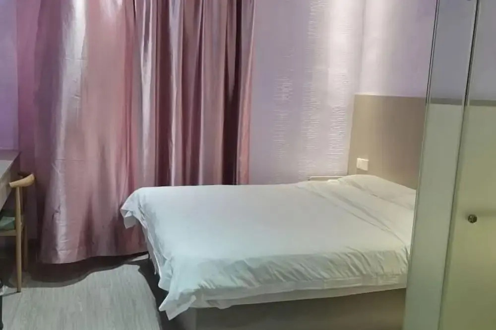 Leju Express Hotel in Fuqing, People's Republic of China