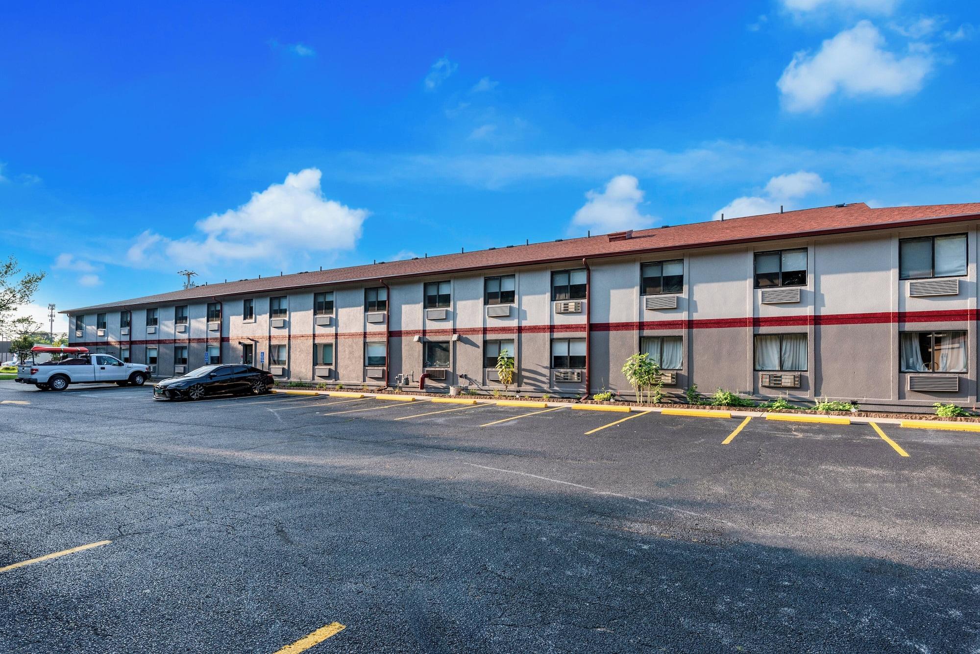 Rodeway Inn & Suites - last minute hotel in Buena