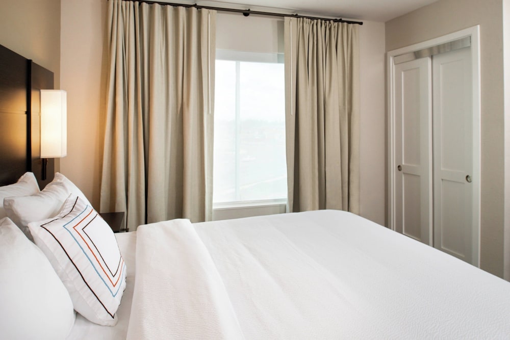 Residence Inn by Marriott Visalia - photo 6