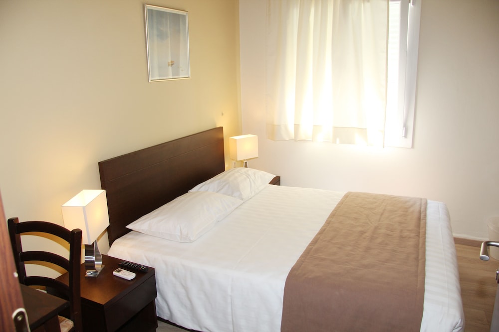Rea Hotel — Irakleion — photo 5