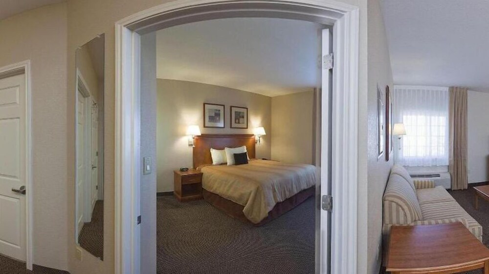 Candlewood Suites Ft Stockton by IHG - photo 4