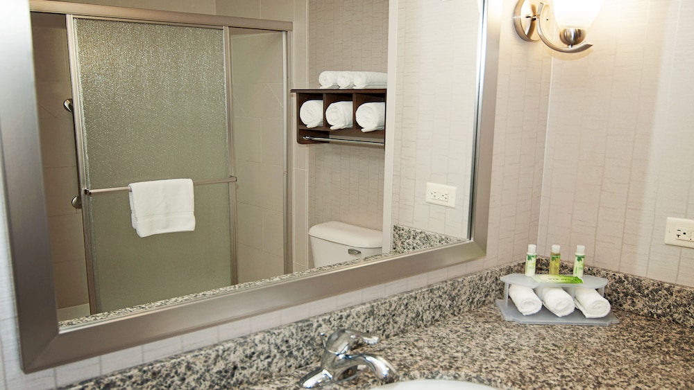 Holiday Inn Express & Suites Wichita Northeast by IHG - photo 10