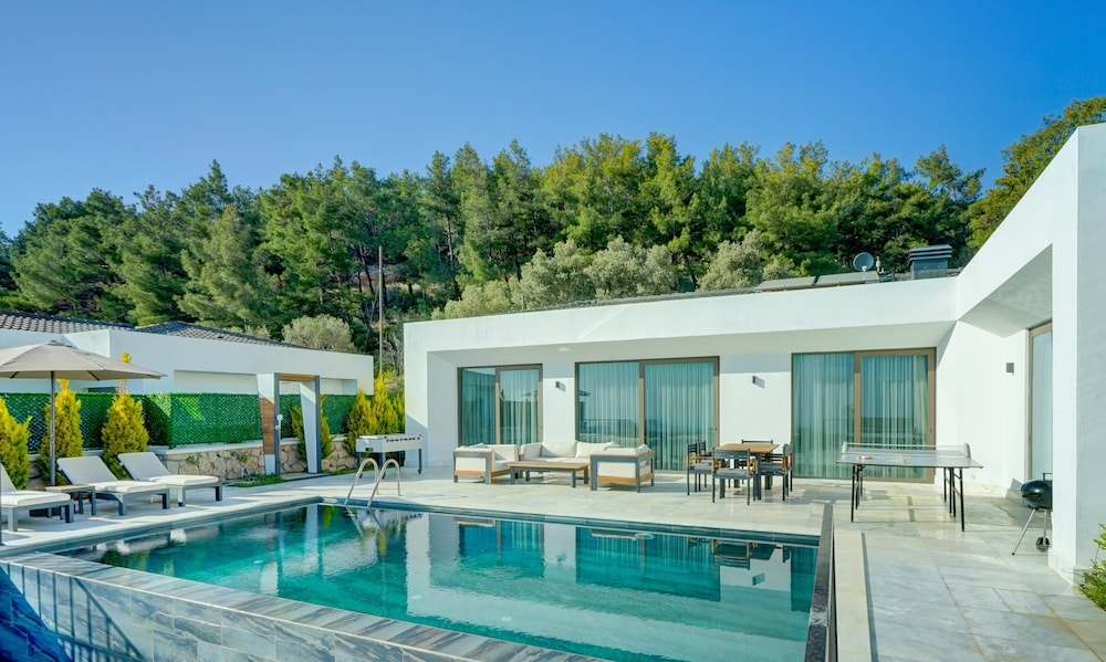 Neptune 2 Planet Luxury Villas — 4-Star Luxury Hotel in Kas, Turkey