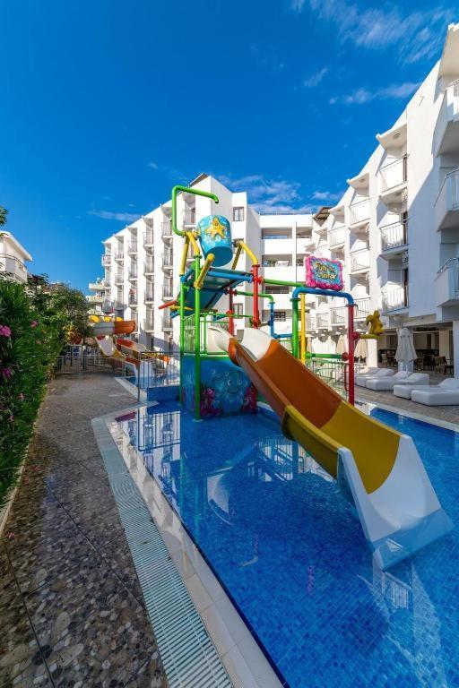 Marmaris All Inclusive Hotel — hotel in Marmaris