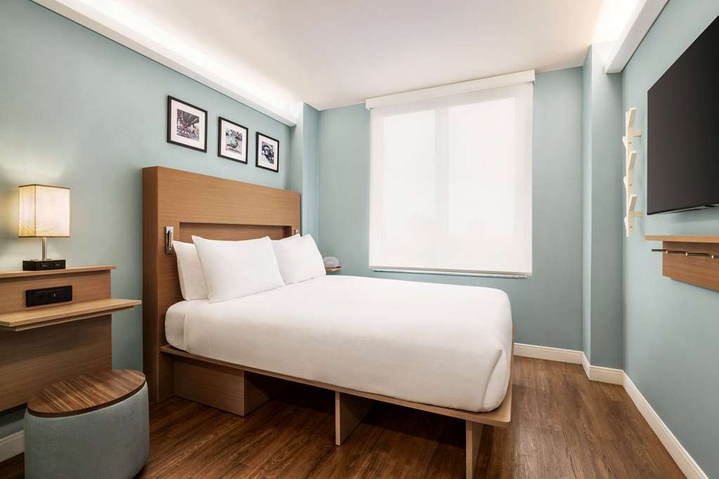Wingate by Wyndham Bronx Haven Park - photo 27