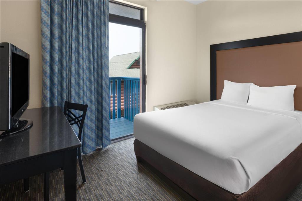 Days Inn by Wyndham Mackinaw City Bridgeview Area - photo 33