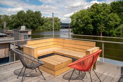 Dein Hausboot OFF für deine Auszeit in Hamburg - carbon neutral hotel in Hamburg
