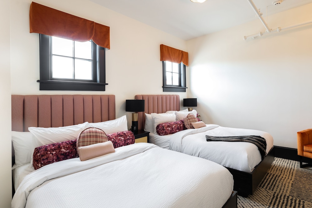 Hotel Thaxter - photo 42