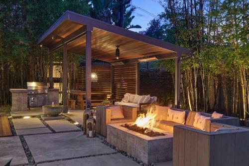 Coastal Retreat with E Bikes