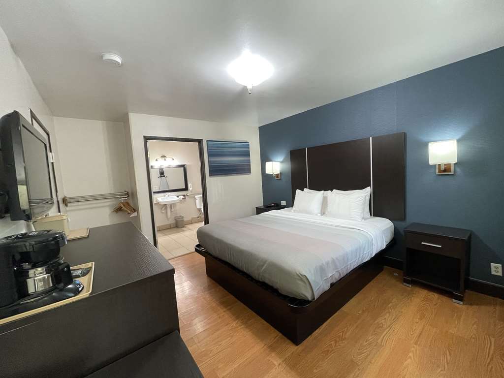 Quality Inn Ontario Airport Convention Center - photo 16