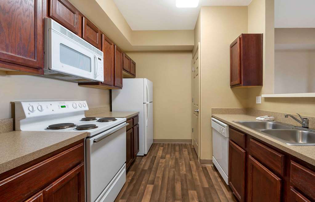 Extended Stay America Suites Houston Med Ctr Braeswood Bl - photo 36