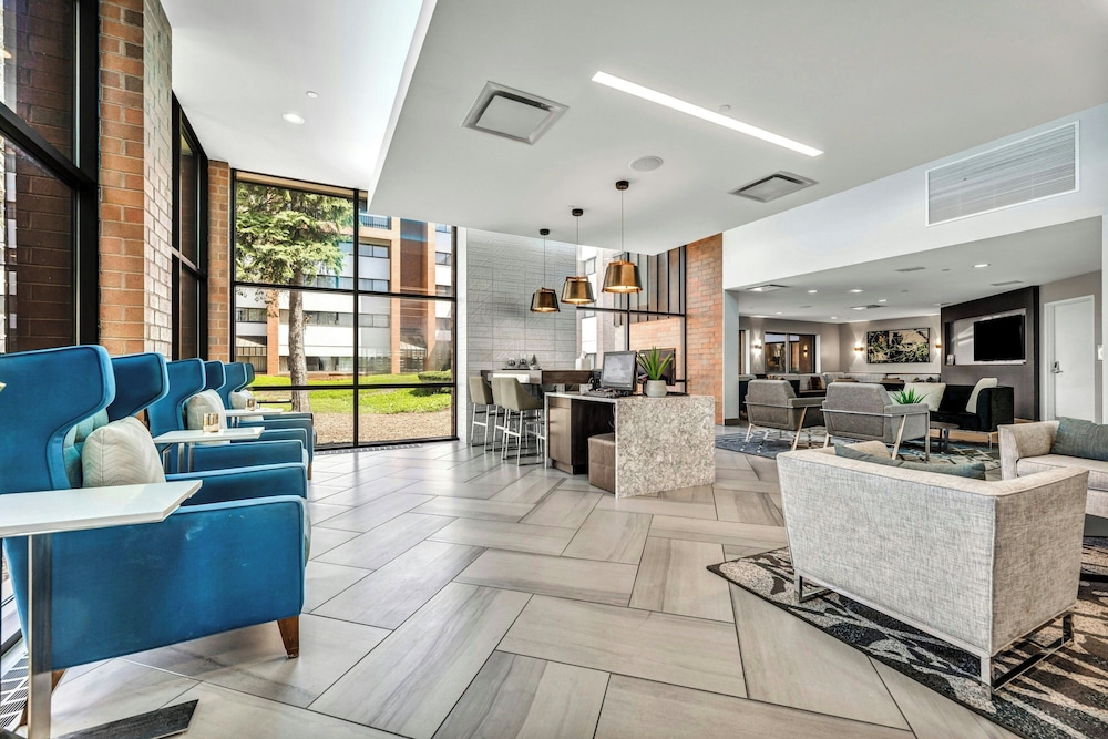 Delta Hotels by Marriott Mount Pleasant - photo 9