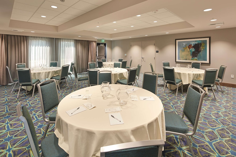 Hampton Inn & Suites Sacramento at Csus - photo 57