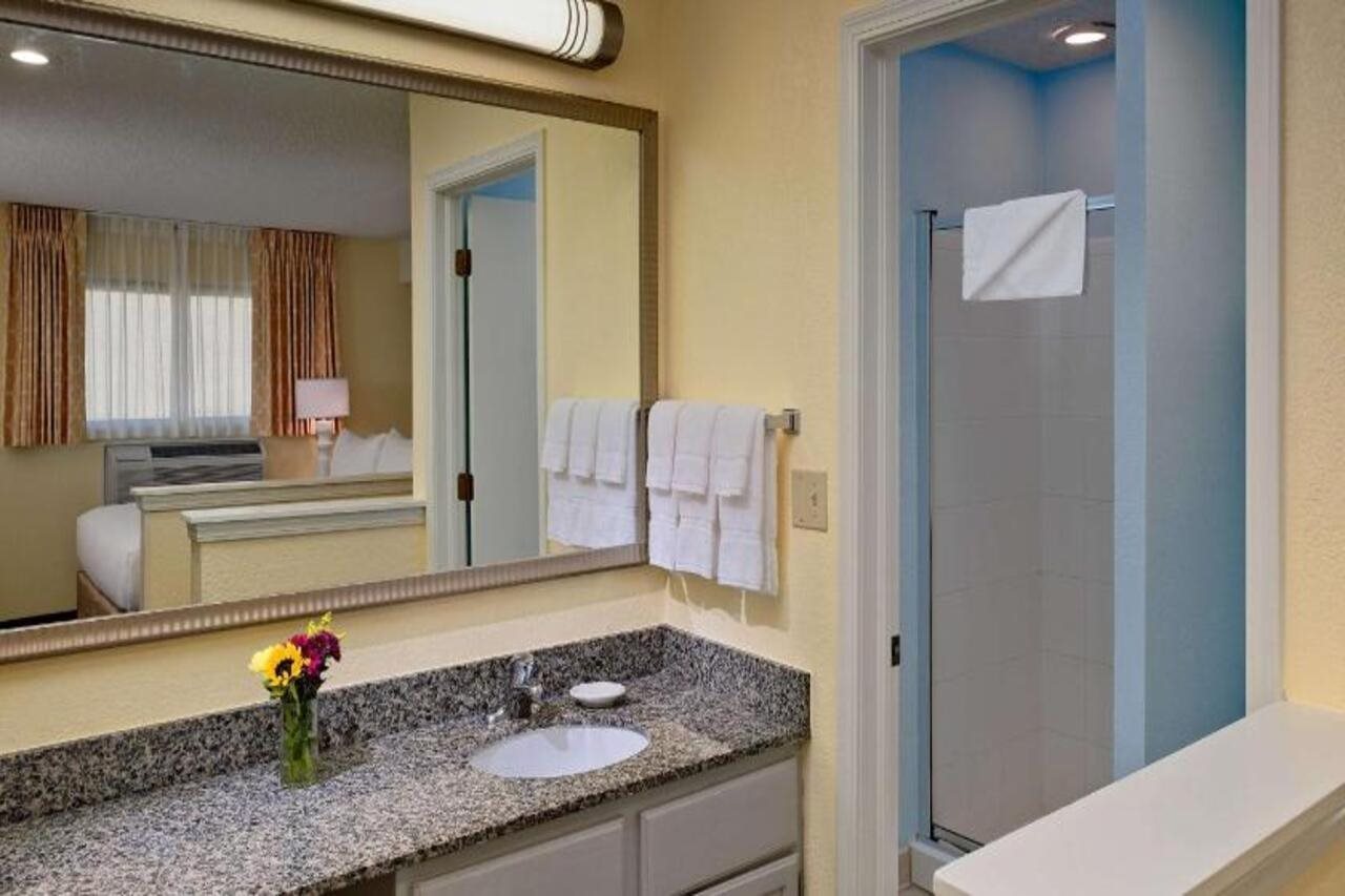 Sonesta ES Suites South Brunswick Princeton - photo 9