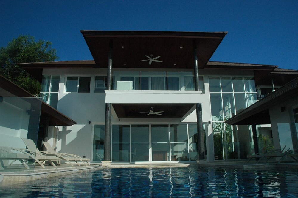 Villa Belle — 4-Star Luxury Hotel in Koh Samui, Thailand