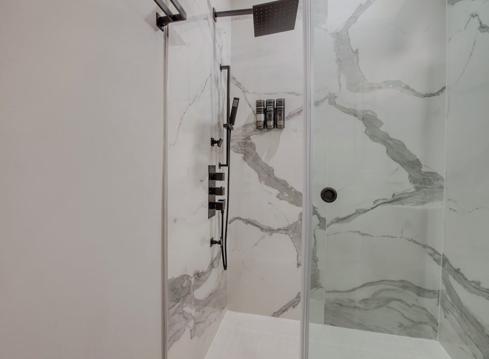 One Sky Loft - photo 48