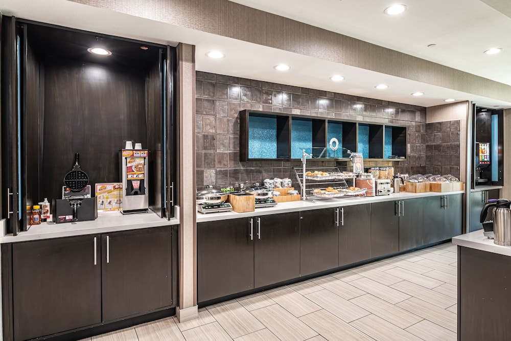 SpringHill Suites by Marriott Dallas Central Expressway - photo 55