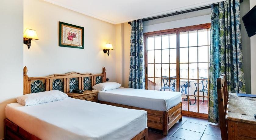 Jova Hotel — El Campello — photo 3