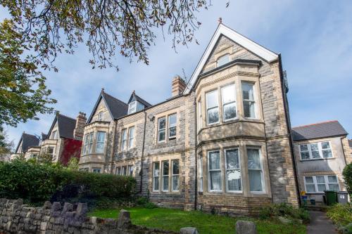13 Victoria Road Apartment — 4-Star Luxury Hotel in Cardiff, United Kingdom
