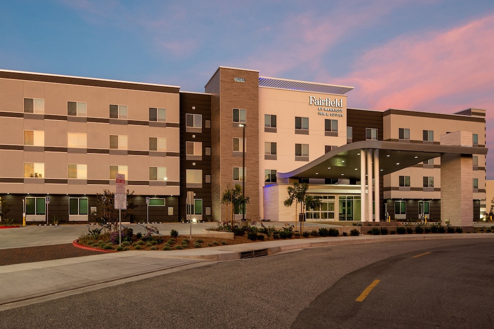 Fairfield Inn & Suites by Marriott Anaheim Los Alamitos - photo 49