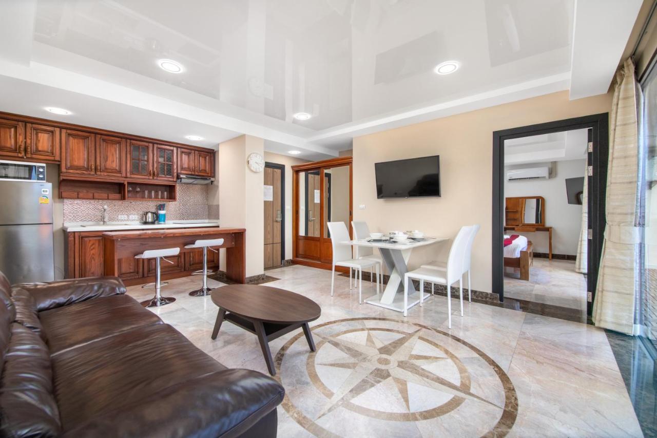 Nai Harn Beach Condominium — 4-Star Luxury Hotel in Rawai, Thailand