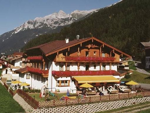 Hotel Brunnenhof — hotel in Neustift Im Stubaital