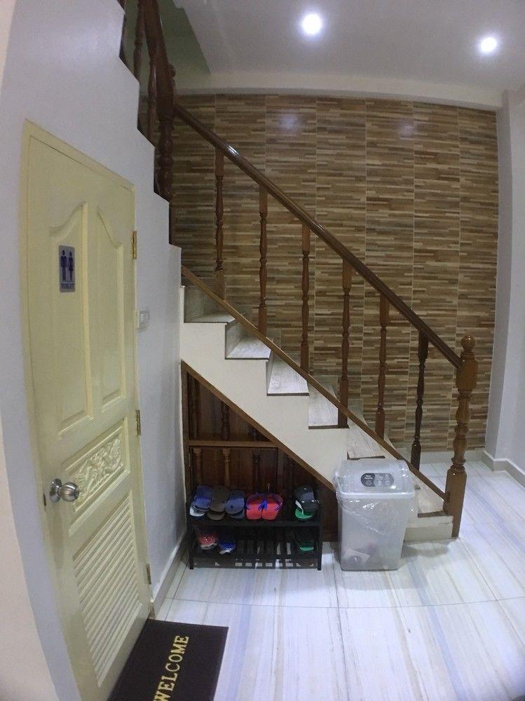Life Hostel Bangkok