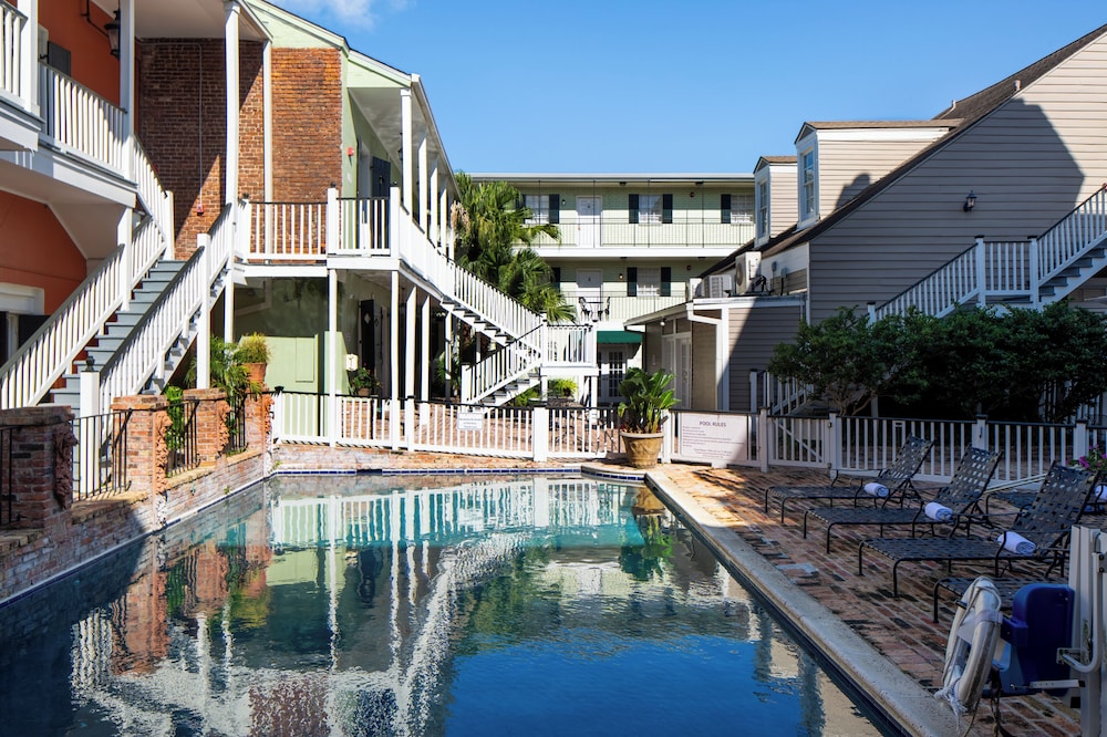 New Orleans Courtyard Hotel and Suites by the French Quarter - photo 18