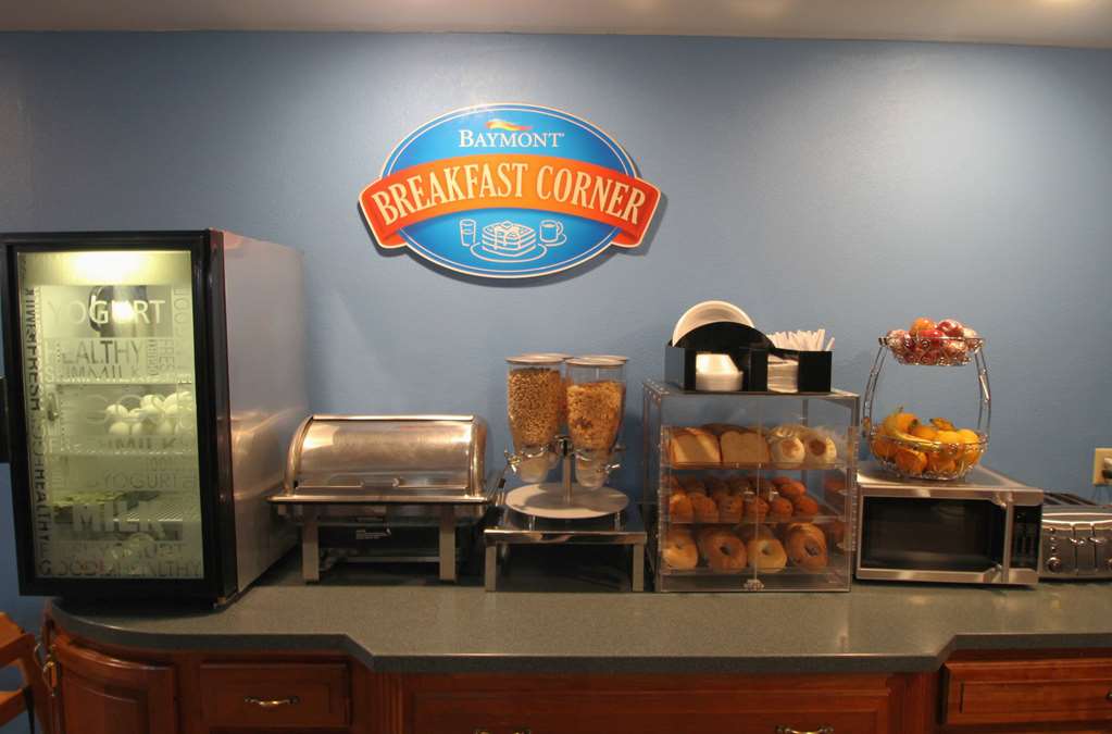 Baymont Inn & Suites by Wyndham Lafayette Purdue Area - photo 19