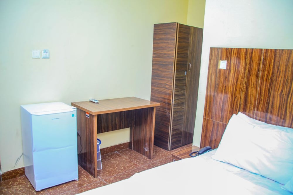 Ontario Suites — Lagos — photo 5