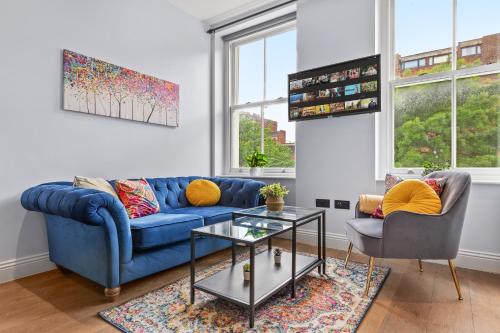 Westminster 2 Bedroom apartment with AC sleeps 5 — 4-Star Luxury Hotel in London, United Kingdom