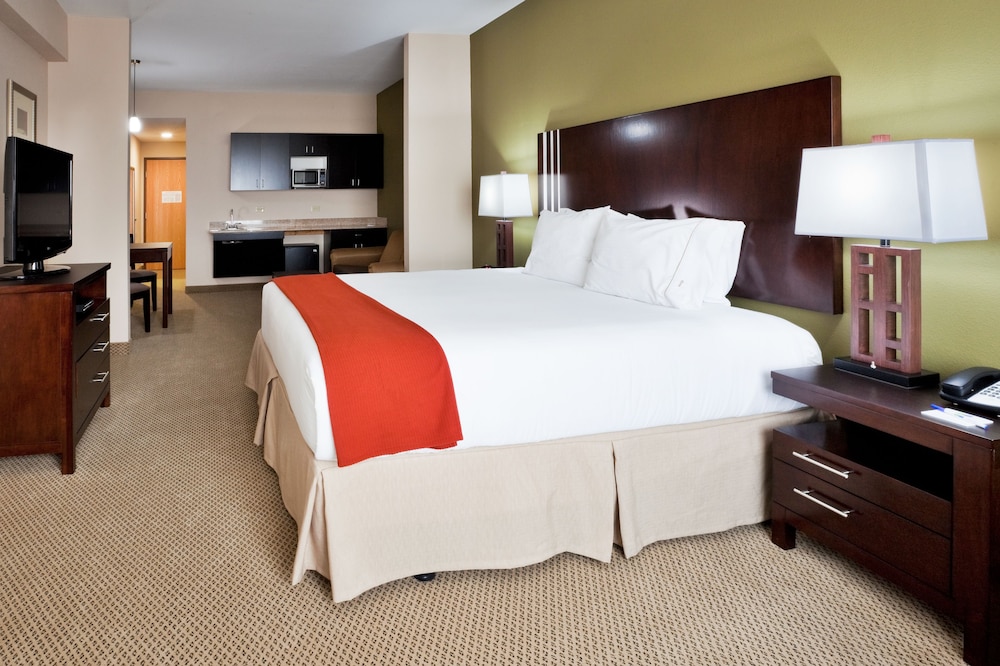 Holiday Inn Express Lake Wales N Winter Haven an IHG Hotel - photo 4