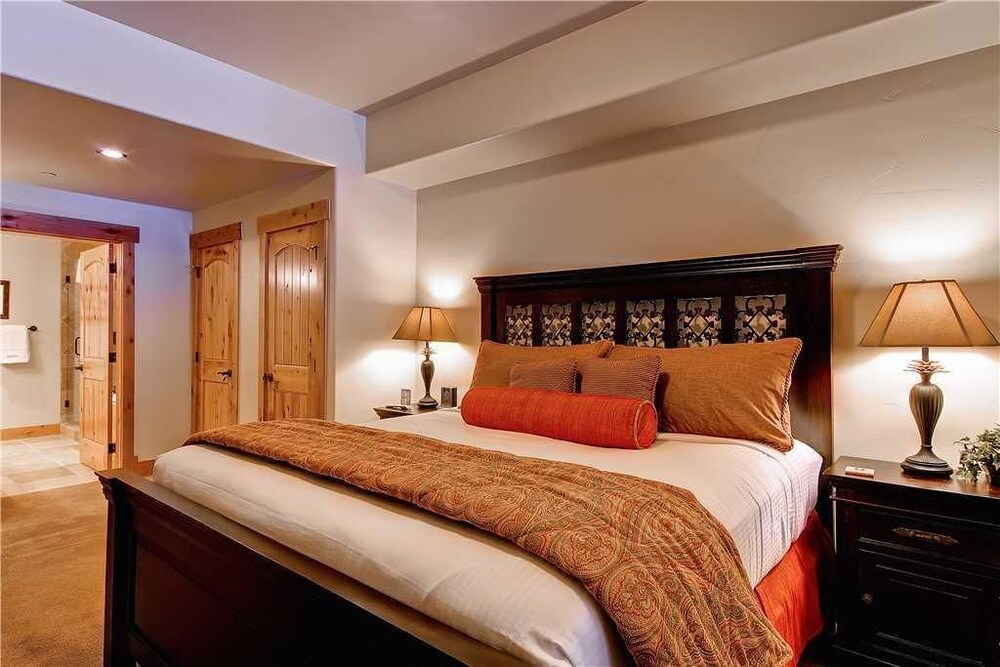 6107 Bear Lodge Trappeur's Crossing Apartment 3 — 4-Star Luxury Hotel in Steamboat Springs, United States