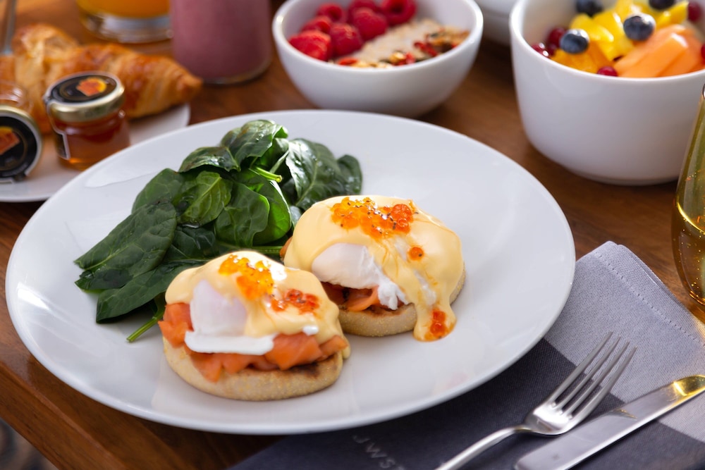 מזון ומשקאות