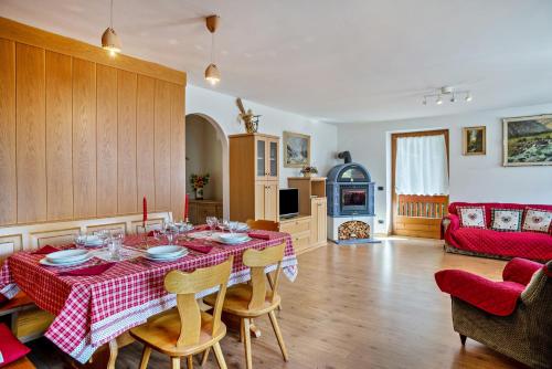 Casa Magda — 4-Star Luxury Hotel in Tesero, Italy