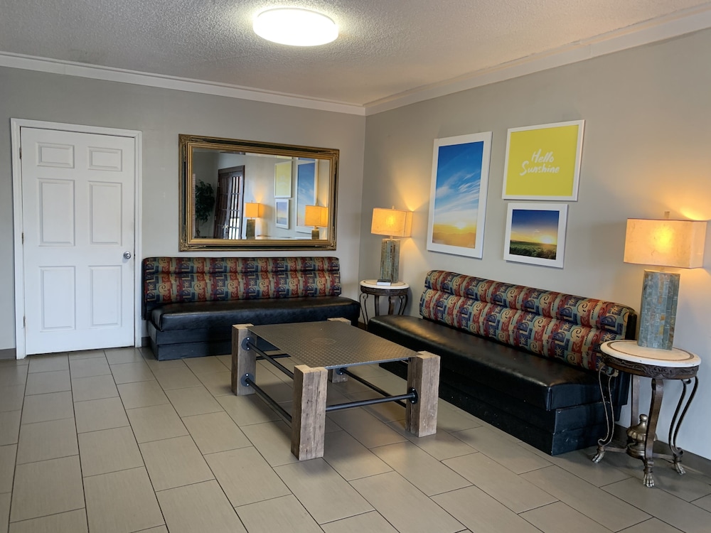 Days Inn by Wyndham Jonesboro AR - photo 30