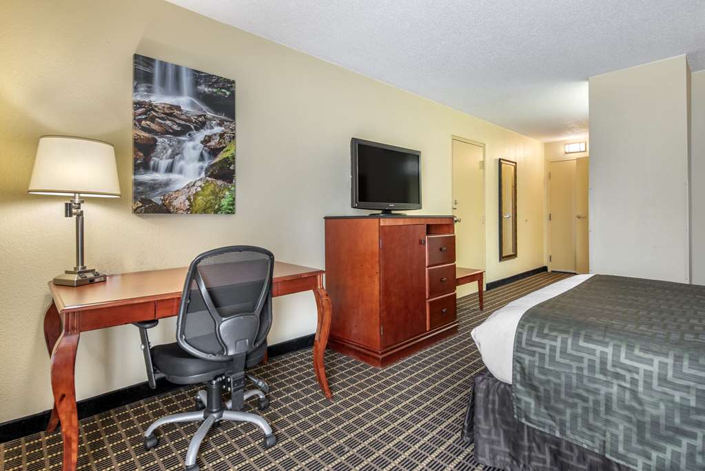 Best Western Plus Bridgeport Inn - photo 23
