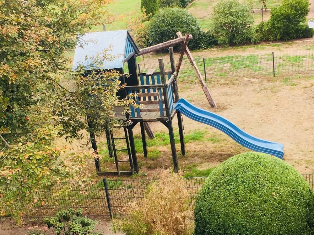 Childrens Play Area - Outdoor