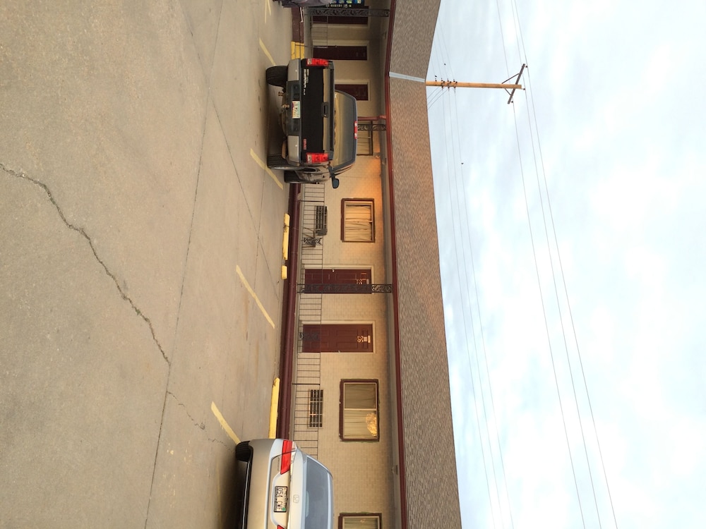 Stardust Motel and Suites El Dorado KS - photo 18