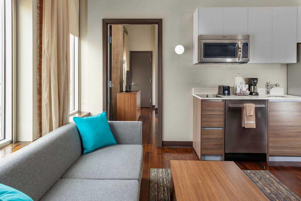 TownePlace Suites by Marriott Dallas Downtown - photo 10