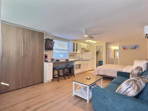Siesta Key Beach Capri 665 #4 — 4-Star Luxury Hotel in Siesta Key, United States