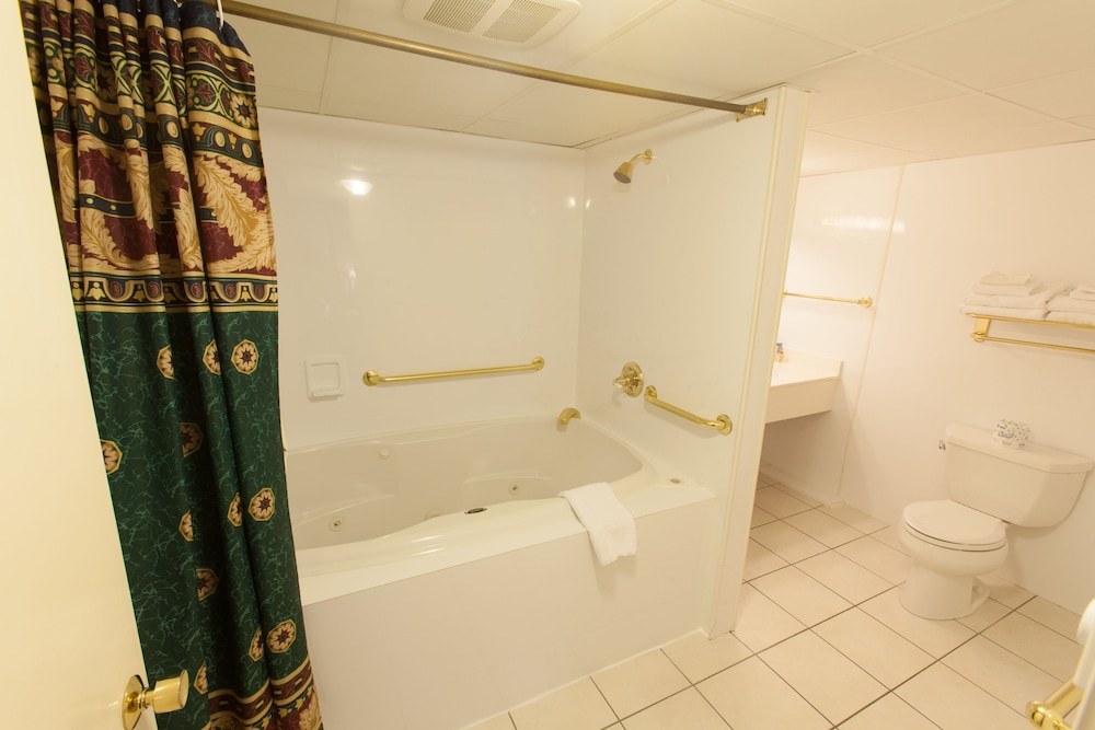 Coachman Inn - photo 34