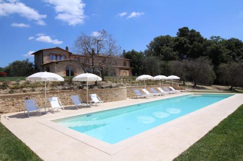 Mulino della Solaia Arceno Rentals Club — 4-Star Luxury Hotel in Monticiano, Italy