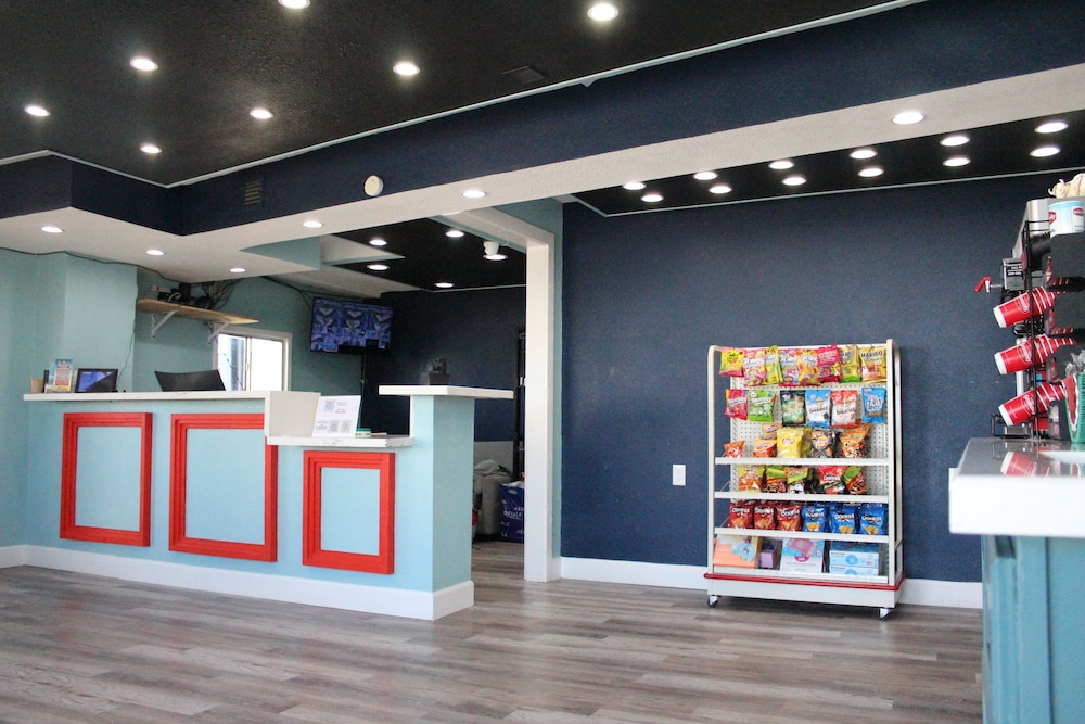 Crystal Palace Resort - photo 2