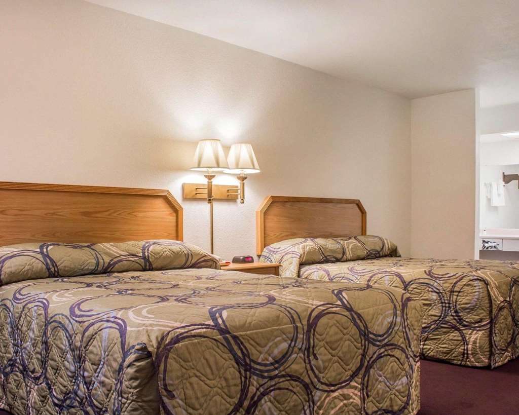Rodeway Inn Silver Creek Inn - photo 8